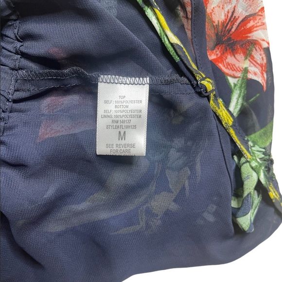 Favlux sz M, 2 piece tropical pants and top set - Picture 11 of 14